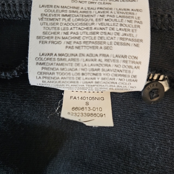 Nike Tech Jacket S Black Cape - Picture 10 of 10